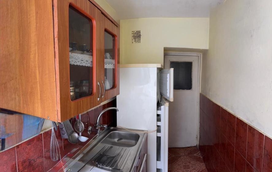 Garsonieră decomandată în Central