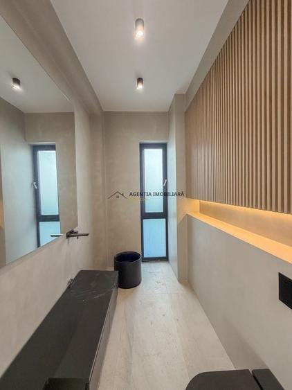 Casă individuală cu 5 camere cu Canalizare în Corbeanca