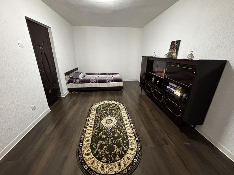Apartament cu 2 camere decomandat în Ostroveni
