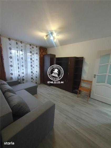 Apartament cu 2 camere nedecomandat în Podu Roș