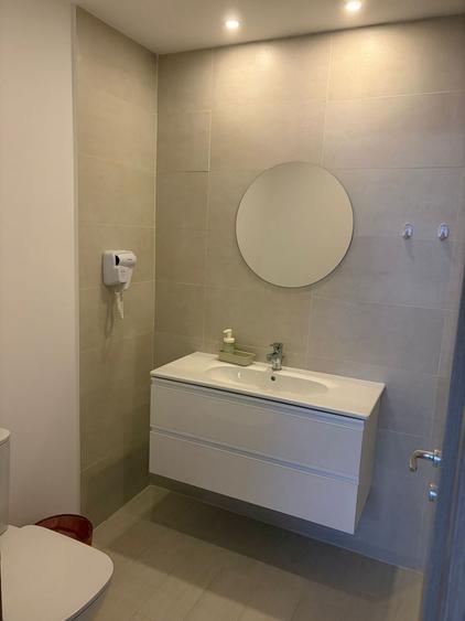Apartament cu 3 camere, mobilat în Vitan-Bârzești