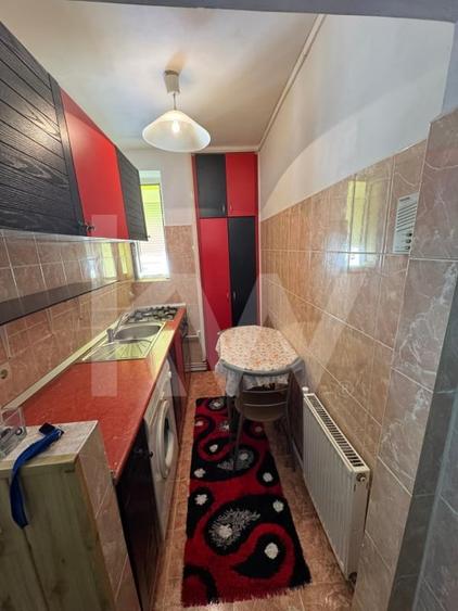 Apartament cu 2 camere semidecomandat, mobilat în Hipodrom 3