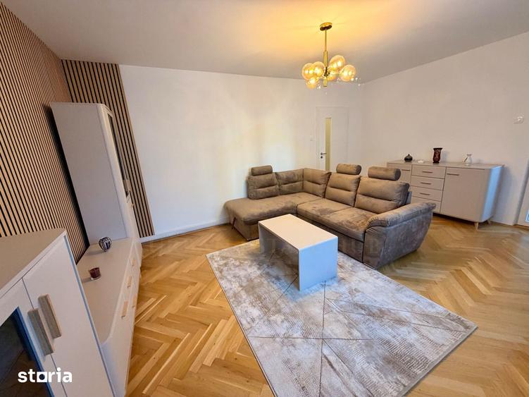 Apartament cu 2 camere decomandat în Central