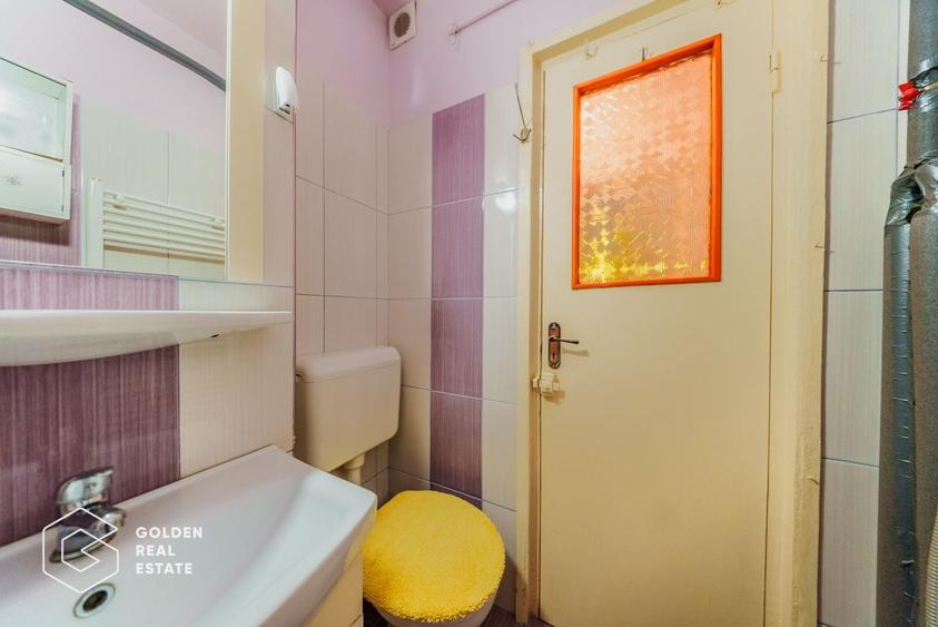 Apartament cu 3 camere semidecomandat în Aurel Vlaicu