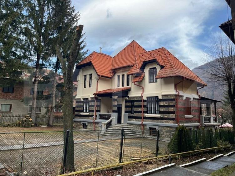 Casă cu 5 camere cu Teren 760 Mp în Central