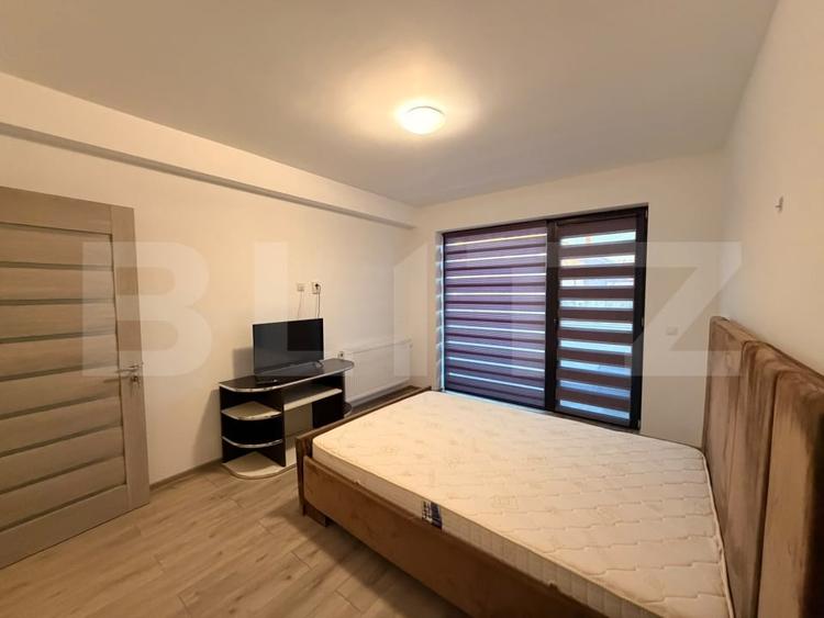Apartament cu 2 camere decomandat, mobilat în Central