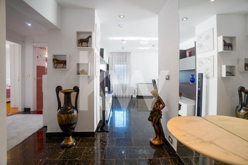 Apartament cu 3 camere decomandat, mobilat în Răcădău