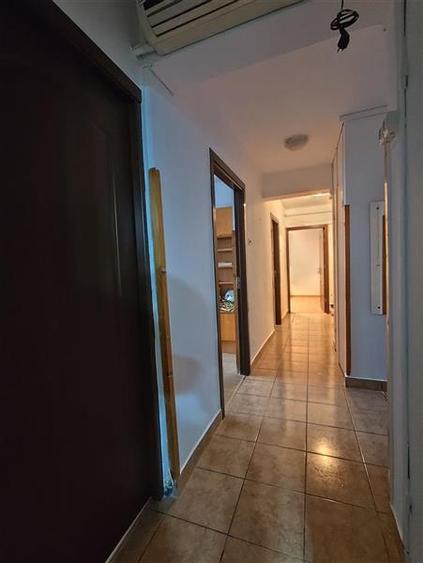 Apartament cu 4 camere decomandat, mobilat în 9 Mai