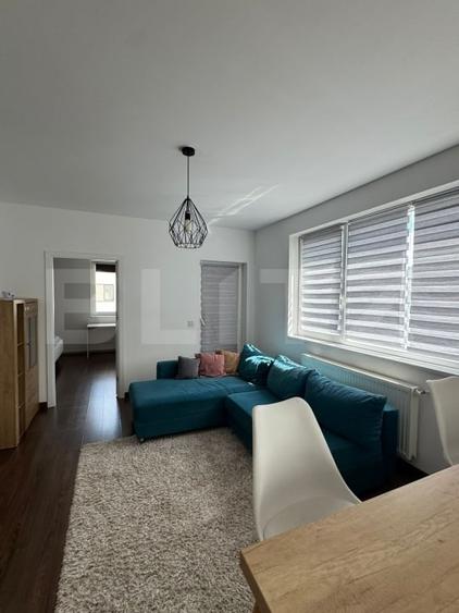 Apartament cu 2 camere semidecomandat, mobilat în Florești