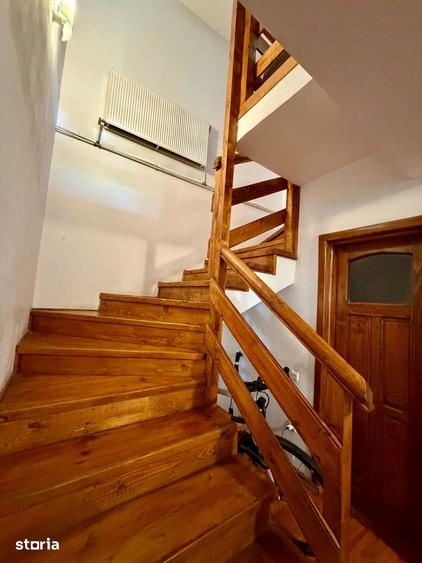 Vila cu iaz si vedere la padure | Leresti | 6 camere - 9