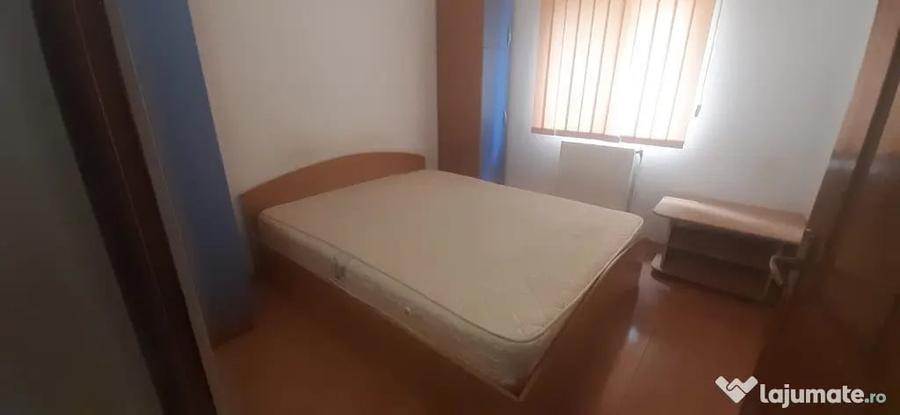 Zona Casa Tineretului, apartament cu o camera, etaj 1 - 3
