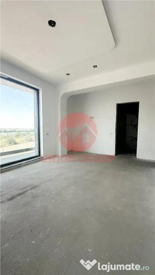 Casă cu 5 camere cu Teren 400 Mp în Nord