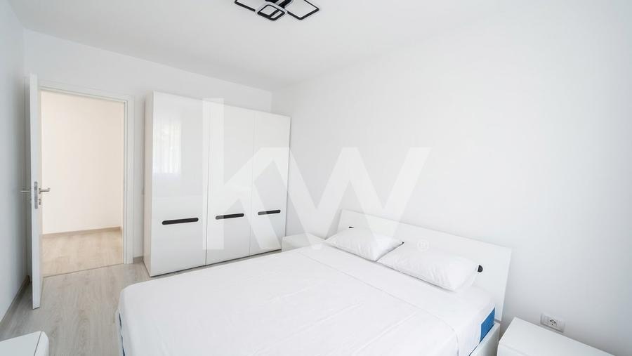Apartament cu 3 camere decomandat, mobilat în Sânpetru