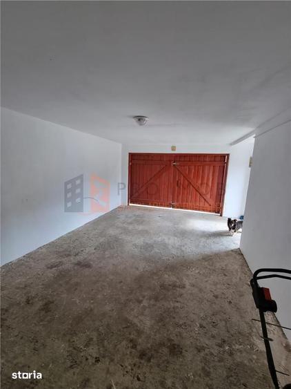Casă cu 5 camere cu Teren 1024 Mp în Galbenu