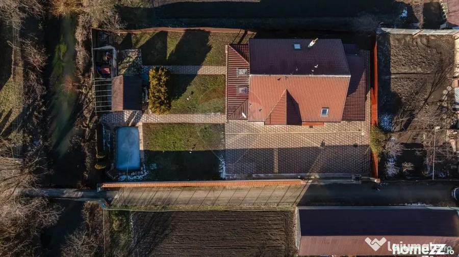 Casă cu 4 camere cu Teren 753 Mp în Prejmer