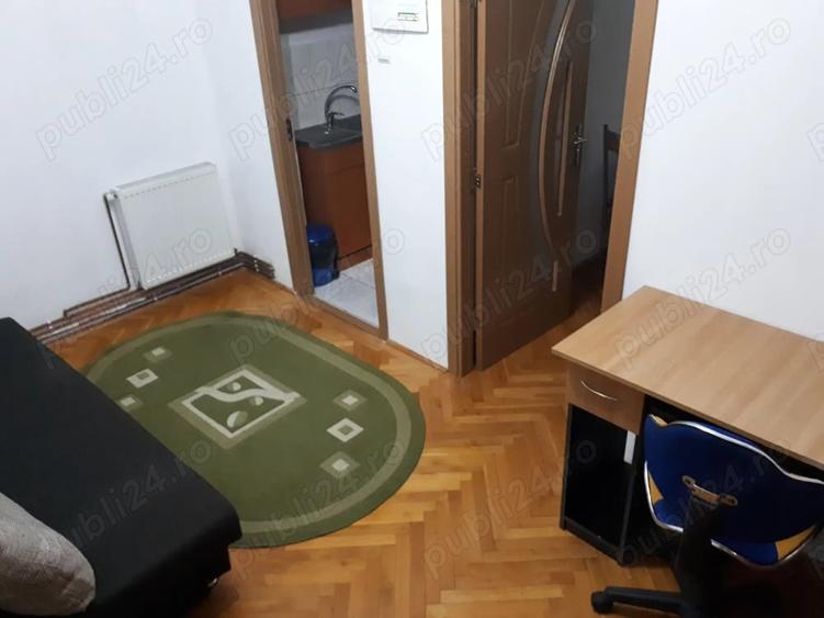 Apartament cu 2 camere semidecomandat în Complex Studențesc