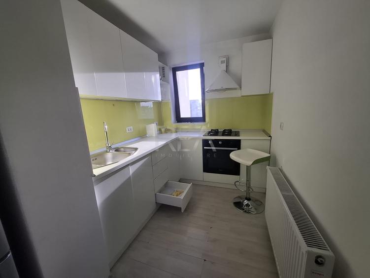 Apartament cu 3 camere semidecomandat, mobilat în Drumul Taberei