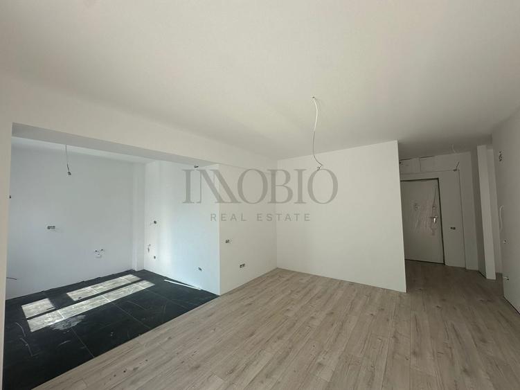 Apartament cu 2 camere semidecomandat în Sisești