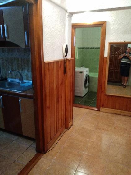 Apartament cu 3 camere decomandat în Burdujeni