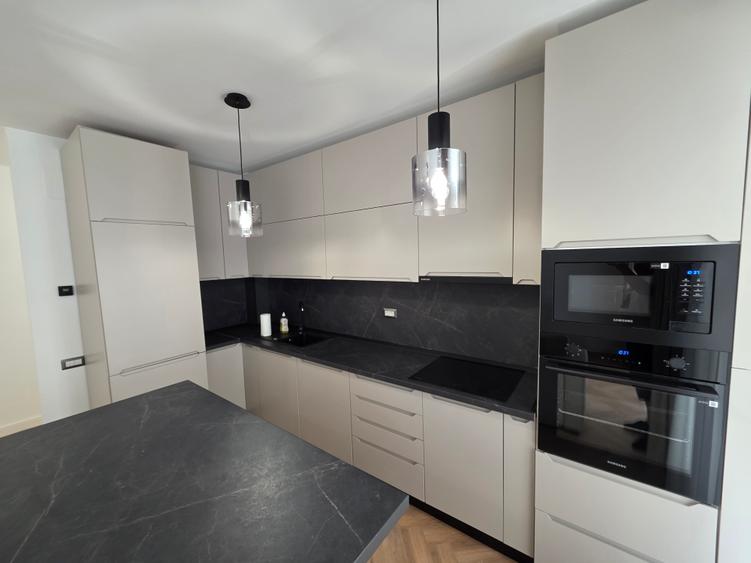 Apartament cu 2 camere semidecomandat în Pipera