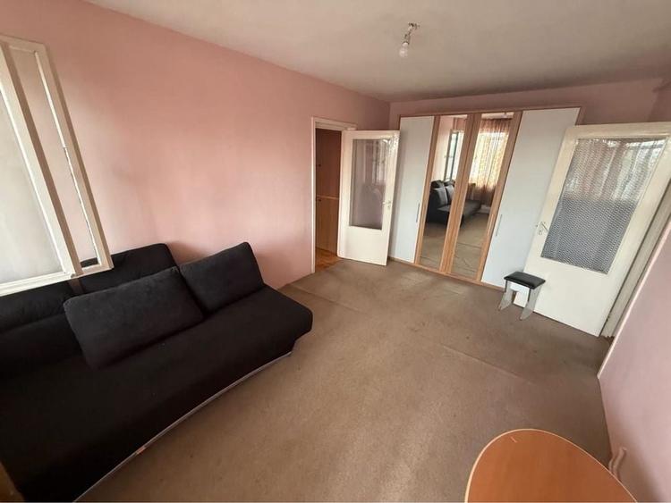 Apartament cu 2 camere în Micro 14
