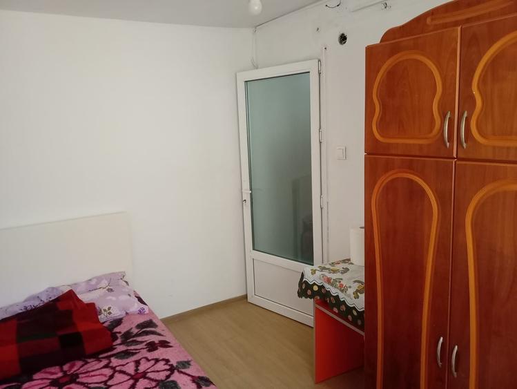 Apartament cu 2 camere decomandat în Exterior Vest