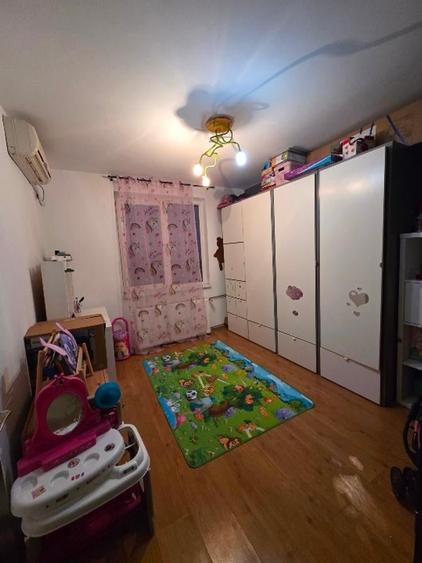 Apartament cu 2 camere, mobilat în Titan — fotografia 1