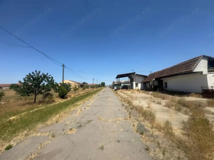 Teren de 90000 mp, în Bara