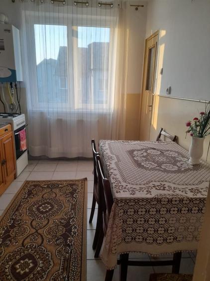 Apartament cu 2 camere decomandat în Exterior Vest
