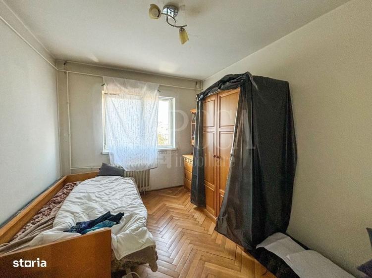 Apartament cu 3 camere decomandat în Zorilor — fotografia 3