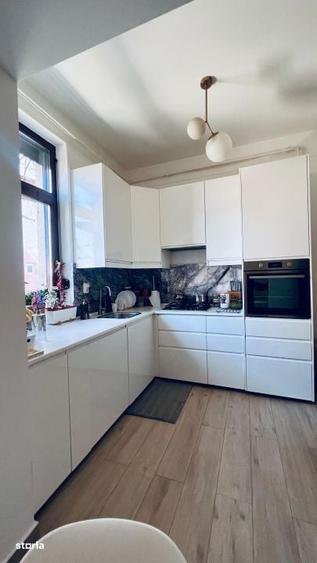 Apartament cu 4 camere decomandat în Eminescu