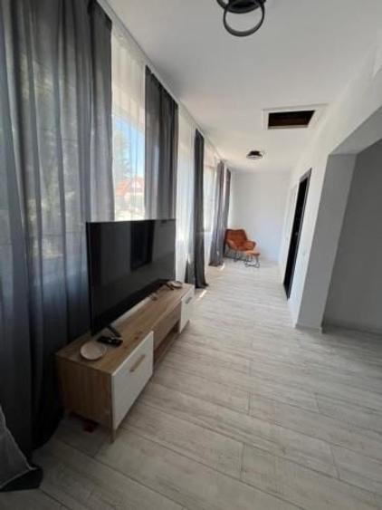 Casă cu 4 camere în Central