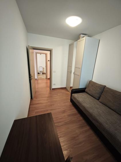 Apartament cu 3 camere decomandat în Tătărași