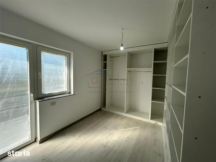 Casă cu 4 camere cu Teren 220 Mp în Ipotești