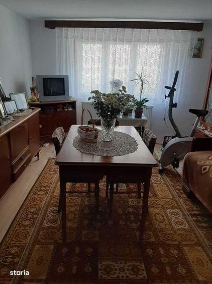 Casă cu 3 camere cu Teren 90 Mp în Schei