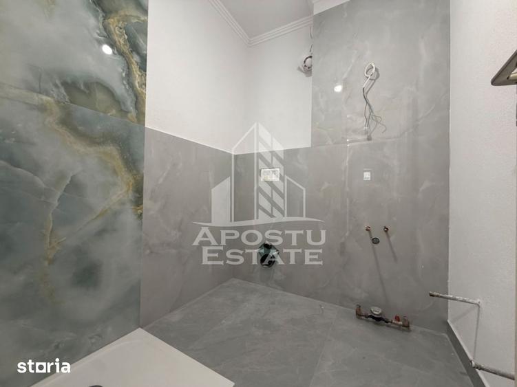 Apartament cu 3 camere decomandat în Dâmbovița