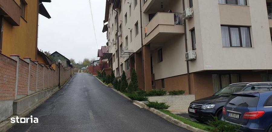 Apartament 3 Camere cu Parcare, AC, Dressing- Vedere Lac Rediu - 9