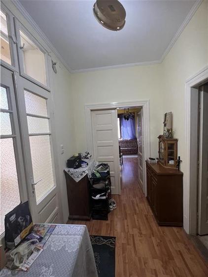 Casă individuală cu 5 camere cu Teren 250 Mp în Ultracentral