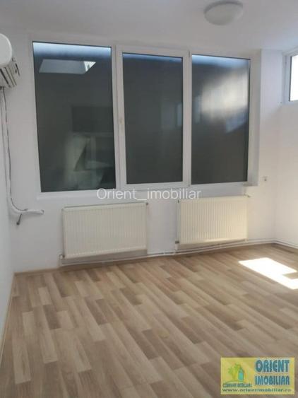 Centru, bd. Ferdinand, de inchiriat spatiu birouri, 14mp