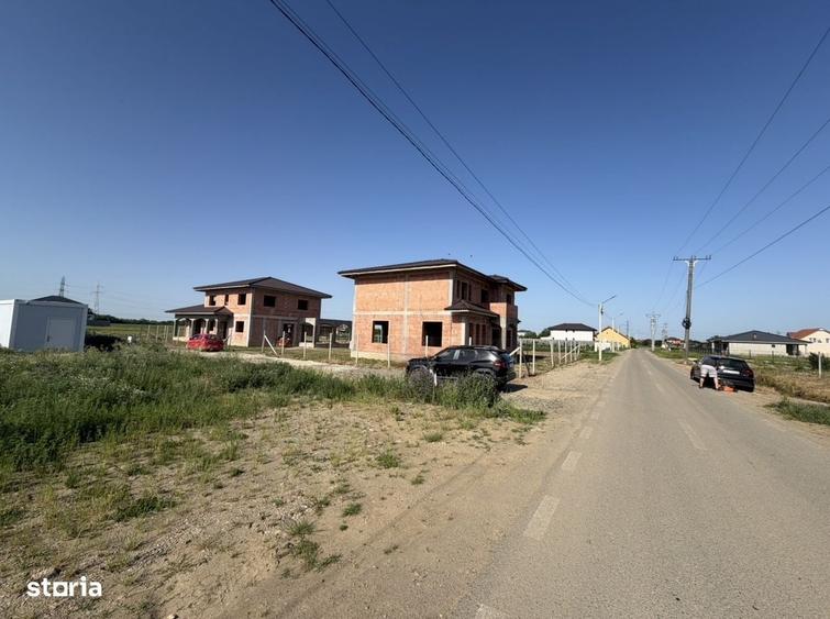 Spațiu comercial, în Păulești