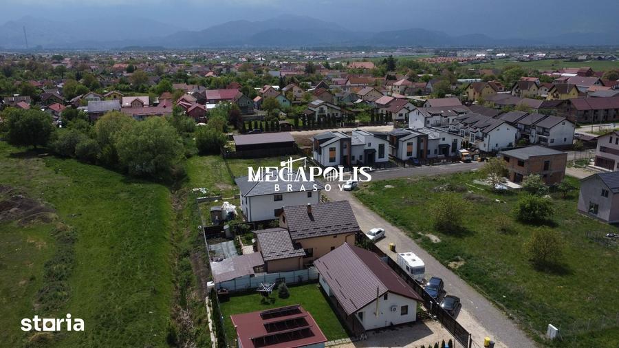 Casă cu 5 camere cu Teren 500 Mp în Sânpetru