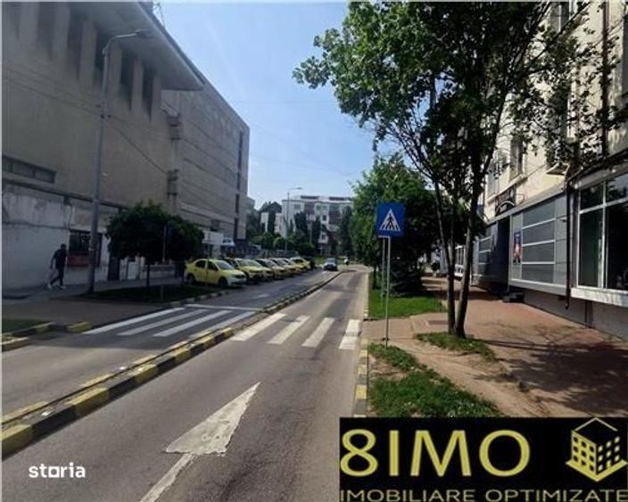 Spațiu comercial, de 74 mp, în Roșu