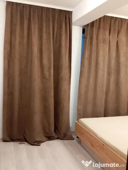 Apartament cu 3 camere decomandat, mobilat în Titan