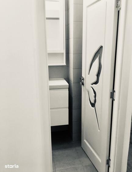 Apartament cu 3 camere decomandat în Băneasa