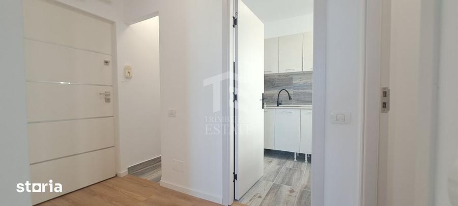 Apartament cu 3 camere în Tineretului