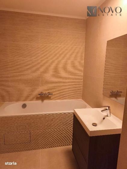 Apartament cu 4 camere decomandat în Romană