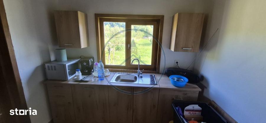 Casă cu 1 camere cu Teren 1000 Mp în Șieu