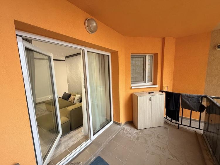 Apartament cu 3 camere decomandat în Ștefan cel Mare