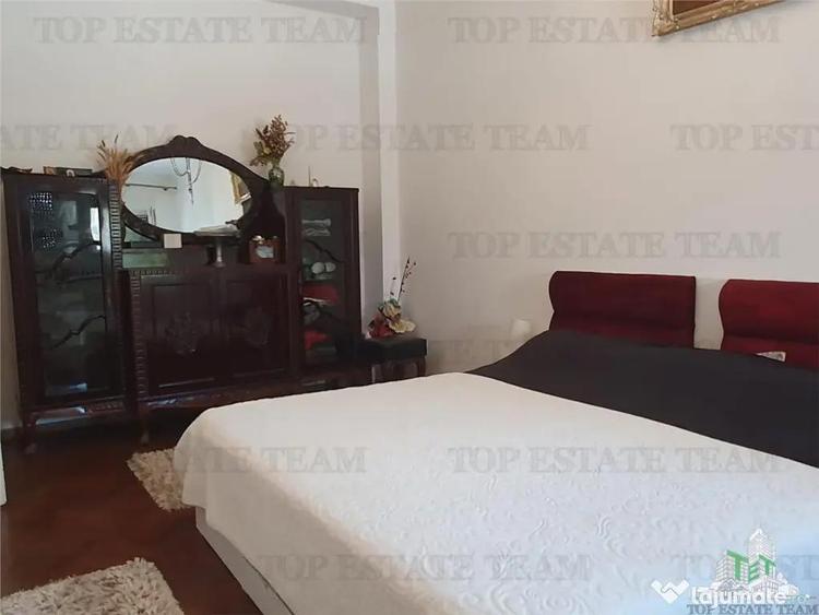 Apartament cu 3 camere decomandat, mobilat în Central