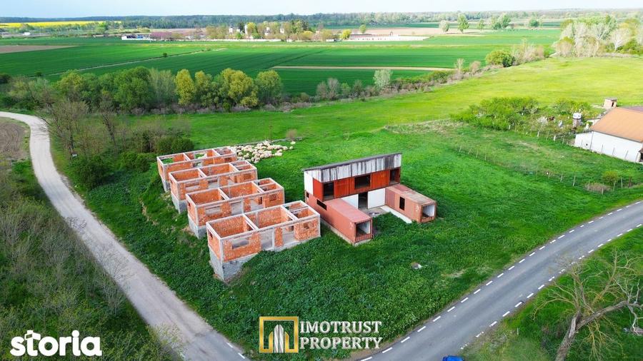 Casă cu 5 camere cu Teren 575 Mp în Grădiște